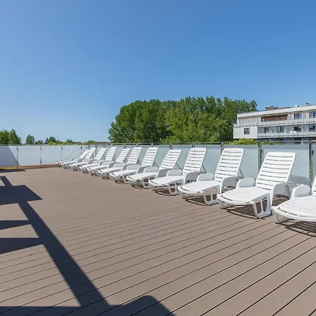 Seaside Apartamenty Kasprowicza 14 Kolobrzeg Exterior photo